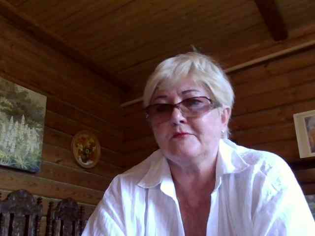 KarinkaSweet webcam