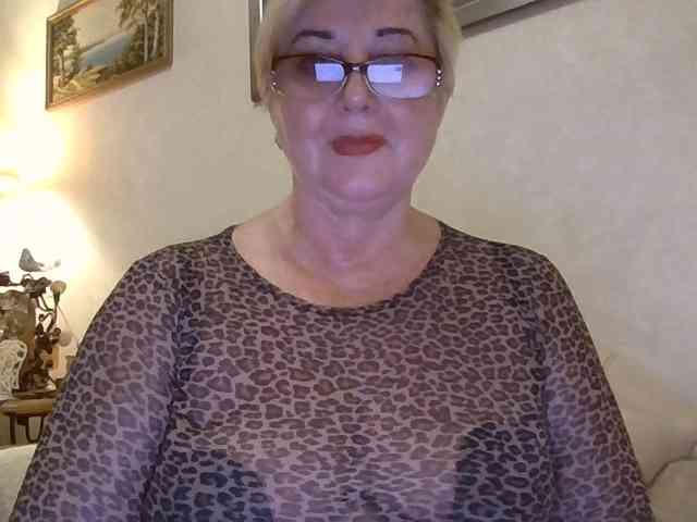 KarinkaSweet webcam