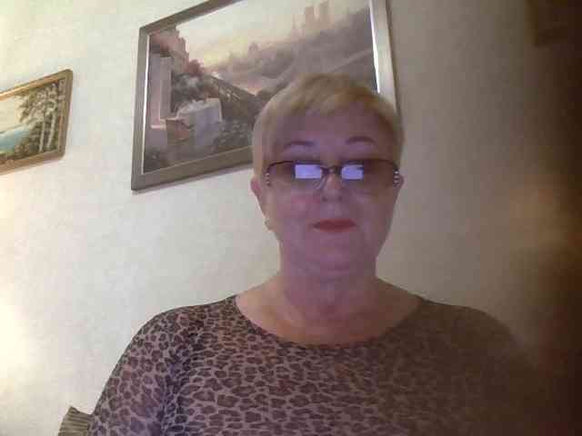KarinkaSweet webcam