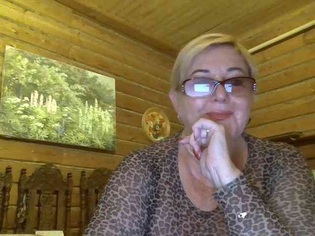 KarinkaSweet webcam