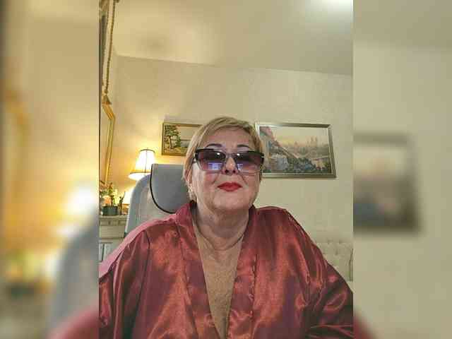 KarinkaSweet webcam