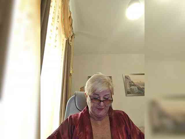 KarinkaSweet webcam