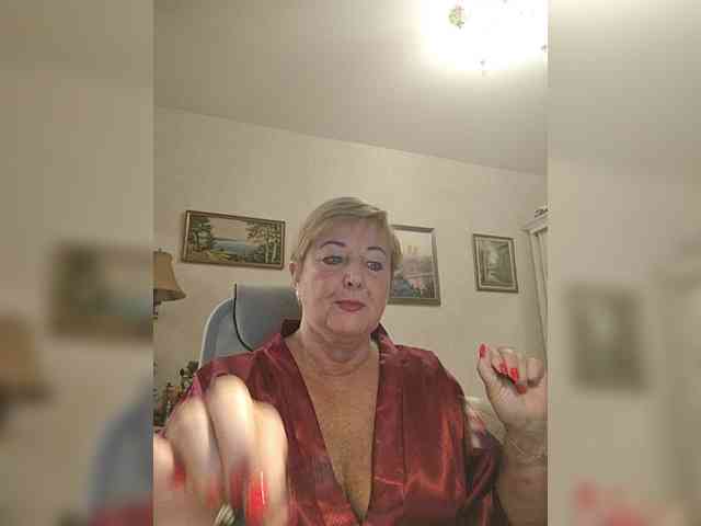 KarinkaSweet webcam