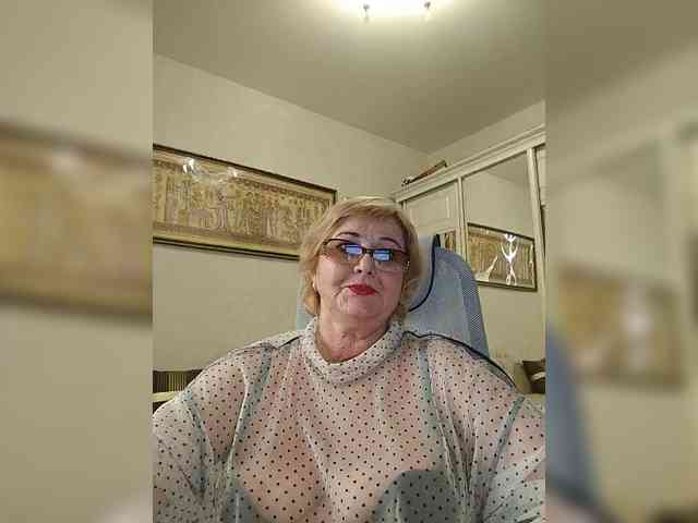 chat xxx KarinkaSweet