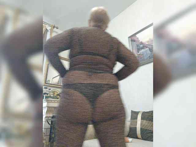 KarinkaSweet webcam