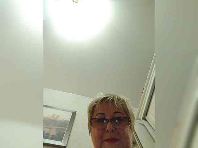 KarinkaSweet webcam