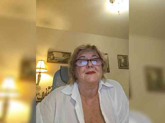 KarinkaSweet webcam
