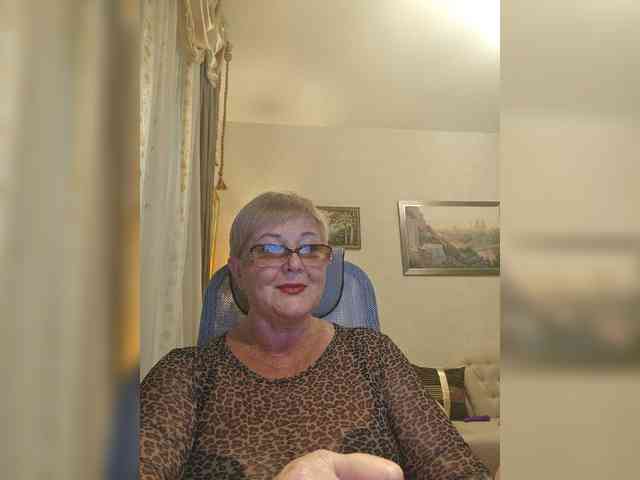KarinkaSweet webcam