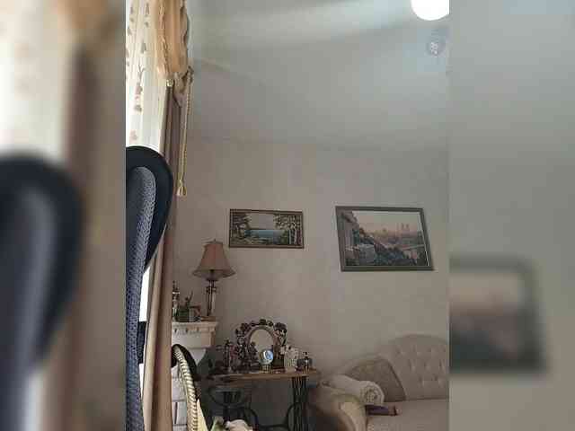 KarinkaSweet webcam