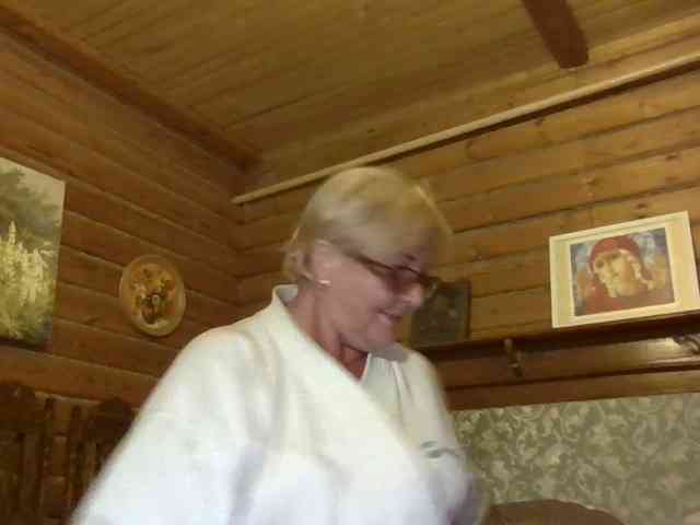 KarinkaSweet webcam