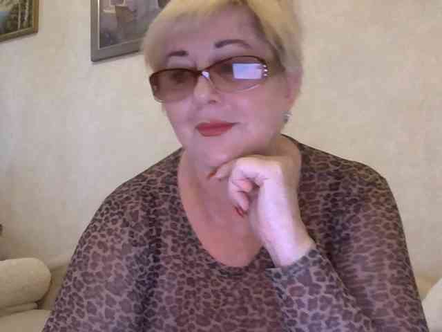 KarinkaSweet webcam