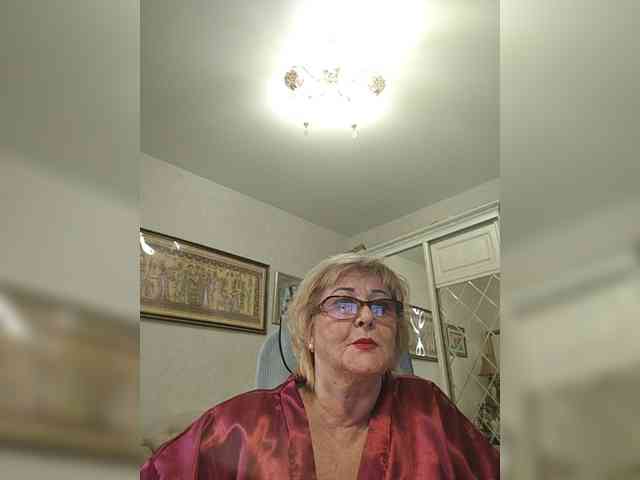 KarinkaSweet webcam