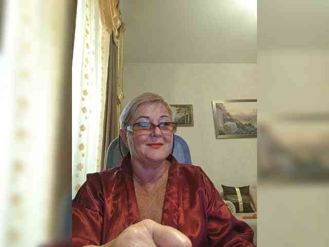 KarinkaSweet webcam