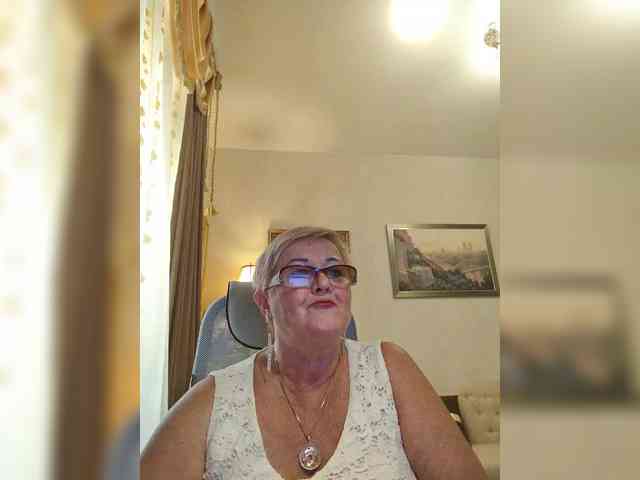 KarinkaSweet Live Webcam on BongaCams