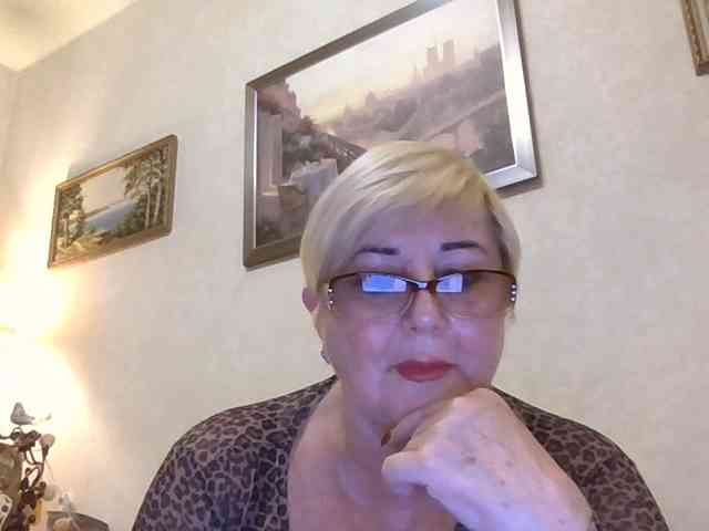 KarinkaSweet webcam