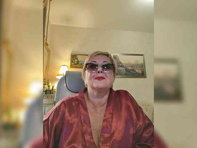 KarinkaSweet webcam