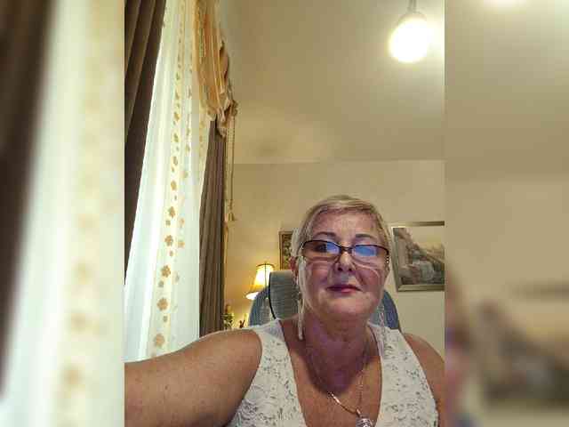 KarinkaSweet Live Webcam on BongaCams