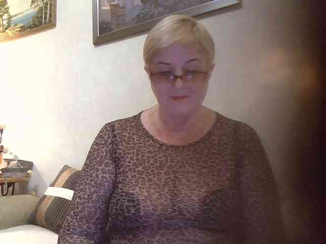 KarinkaSweet webcam