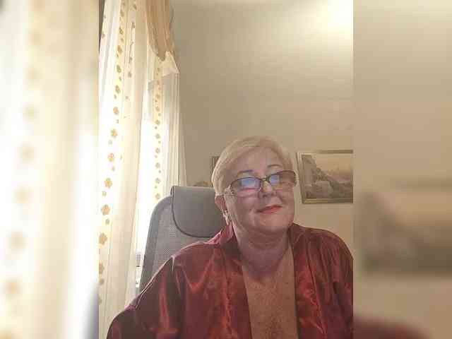 KarinkaSweet webcam