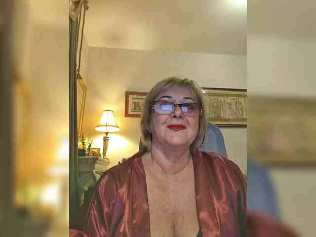 KarinkaSweet webcam
