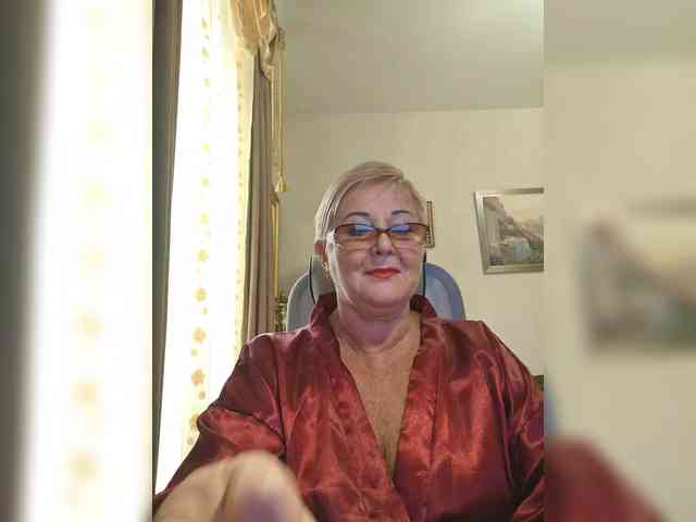 KarinkaSweet webcam
