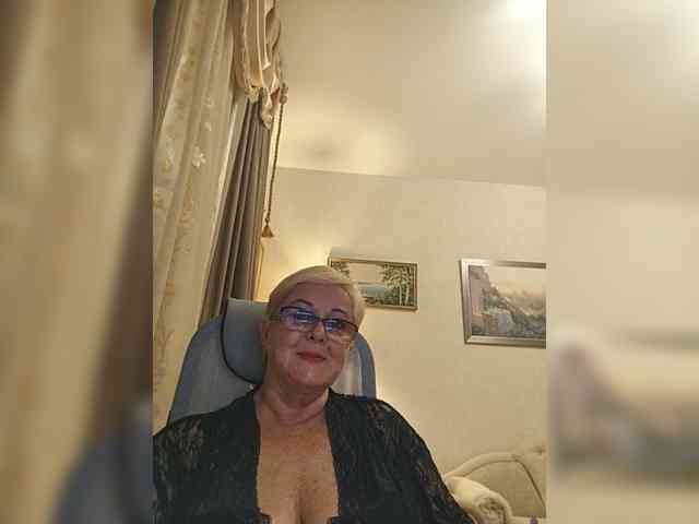 KarinkaSweet webcam