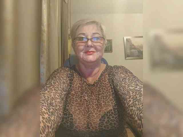 KarinkaSweet webcam