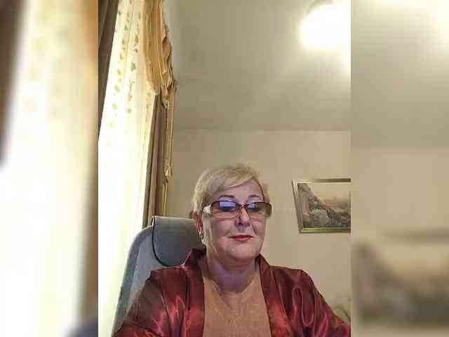 KarinkaSweet webcam