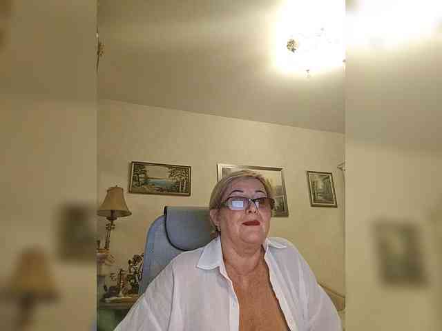 KarinkaSweet webcam