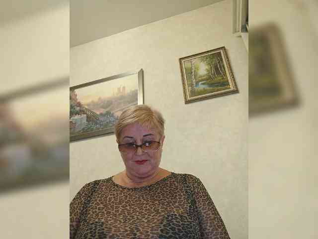 KarinkaSweet webcam