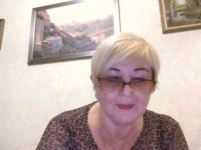 KarinkaSweet webcam