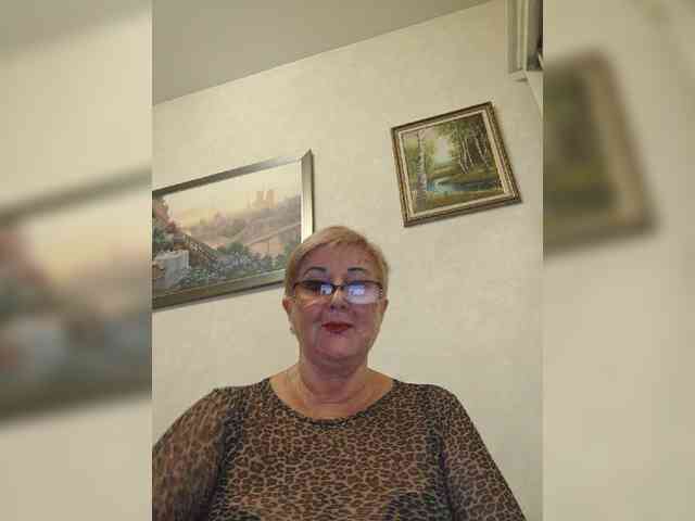 KarinkaSweet webcam