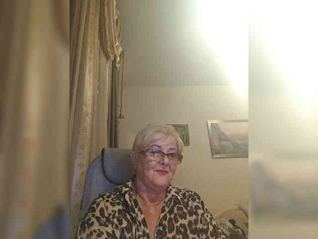 KarinkaSweet webcam
