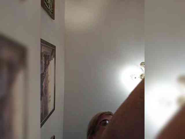 KarinkaSweet webcam
