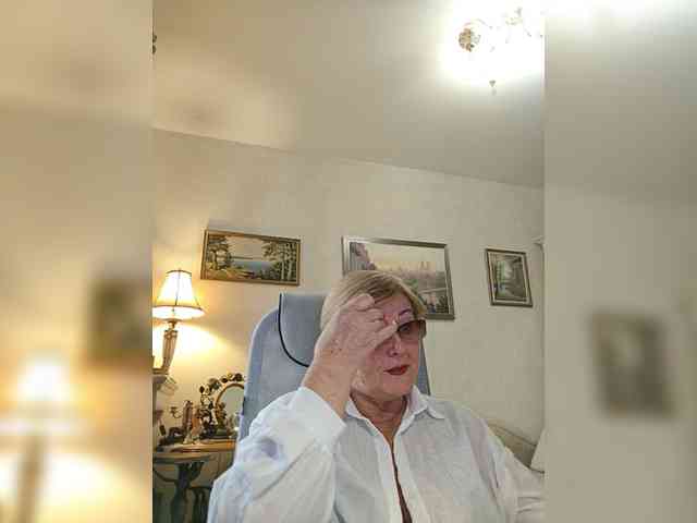 KarinkaSweet webcam