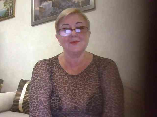 KarinkaSweet webcam