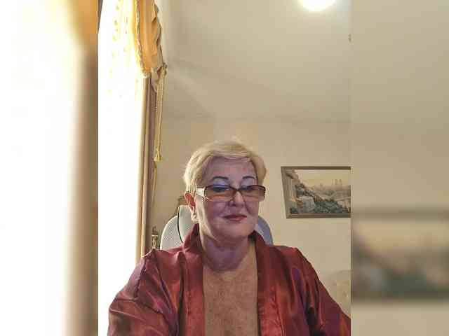 KarinkaSweet webcam