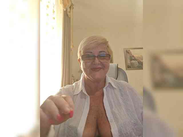 KarinkaSweet Sex Cam Show