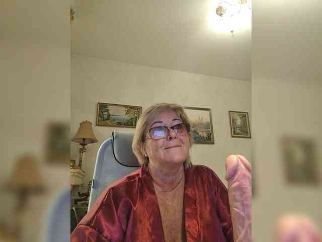 KarinkaSweet webcam