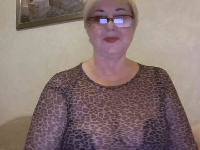 KarinkaSweet webcam