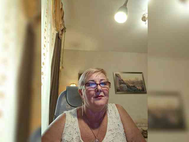 KarinkaSweet Live Webcam on BongaCams