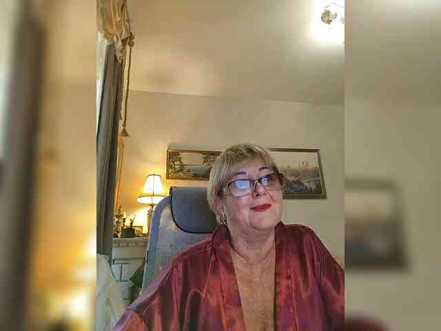 KarinkaSweet webcam