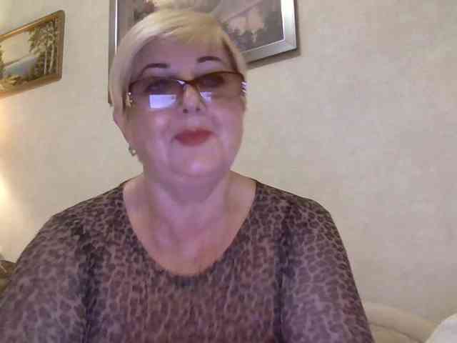 KarinkaSweet webcam
