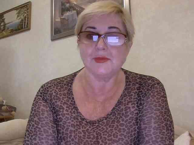 KarinkaSweet webcam