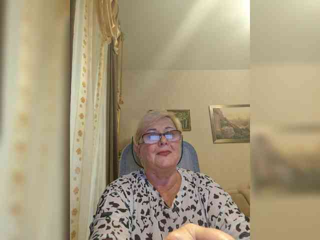 KarinkaSweet webcam