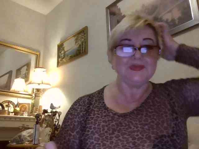 KarinkaSweet webcam