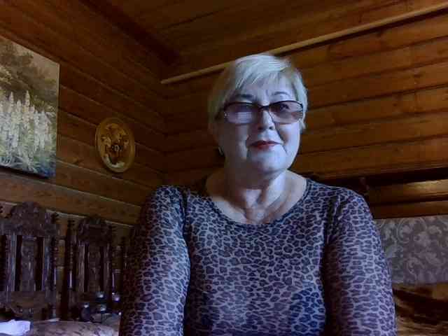 KarinkaSweet webcam