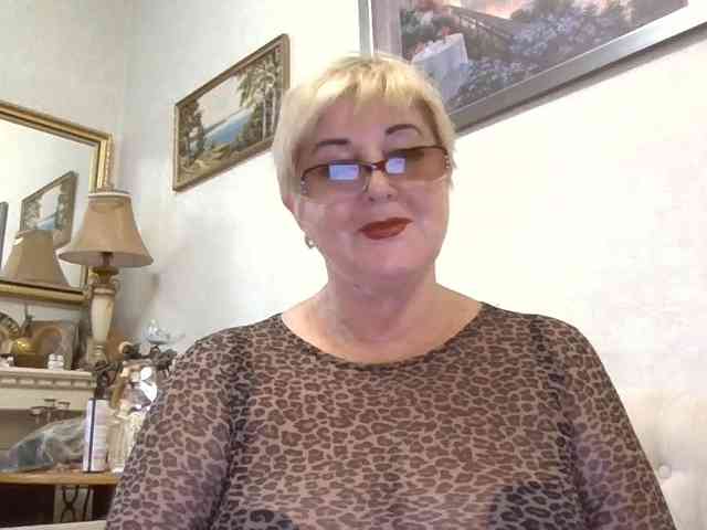 KarinkaSweet webcam