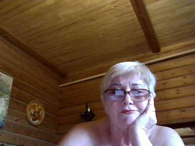 KarinkaSweet live female cam on bongacams