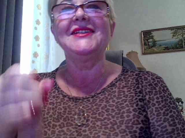 KarinkaSweet webcam